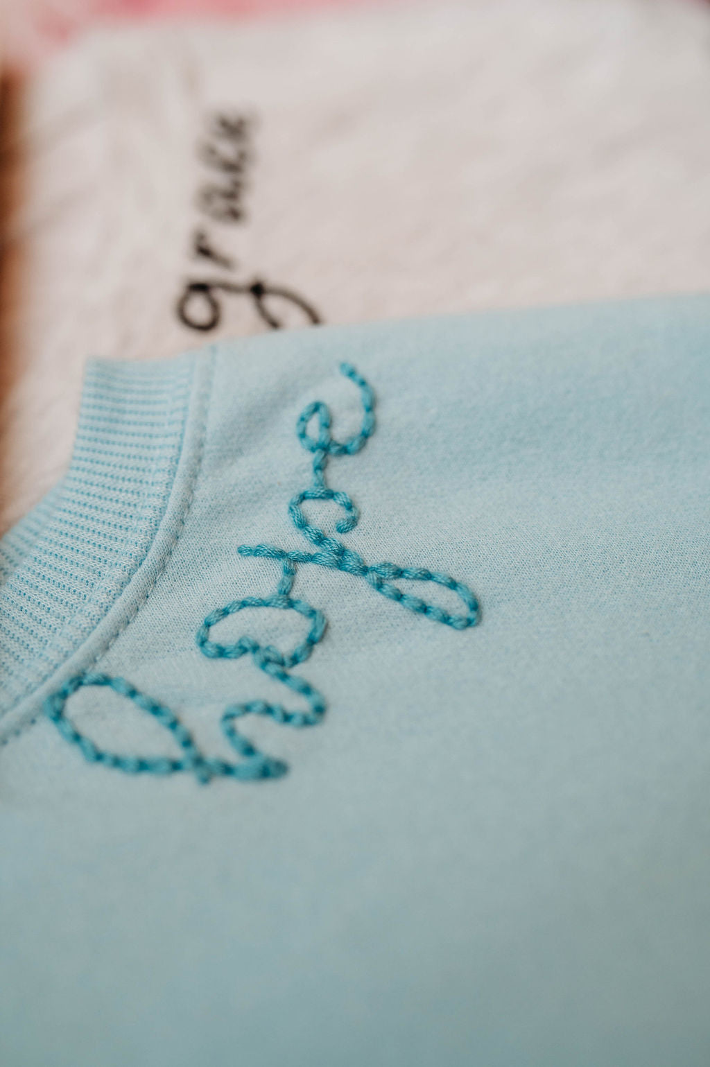 Hope Embroidered Women's Sweatshirt