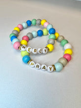 Load image into Gallery viewer, Multi Color Wood Bead Bracelet
